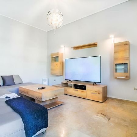 Luxurious 2Bedroom Flat Near Athens Center ภายนอก รูปภาพ